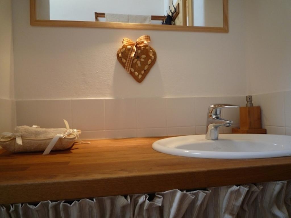 Mansarda Dolomiti Apartment Rasun di Sopra Room photo