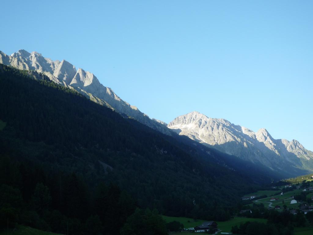 Mansarda Dolomiti Apartment Rasun di Sopra Exterior photo