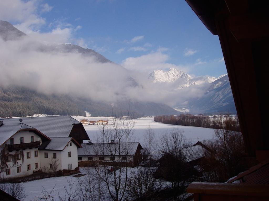 Mansarda Dolomiti Apartment Rasun di Sopra Exterior photo