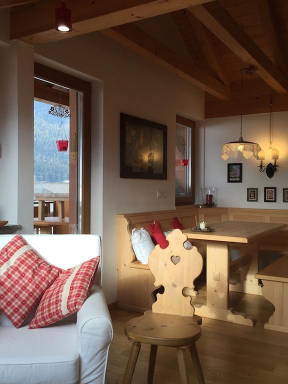 Mansarda Dolomiti Apartment Rasun di Sopra Exterior photo