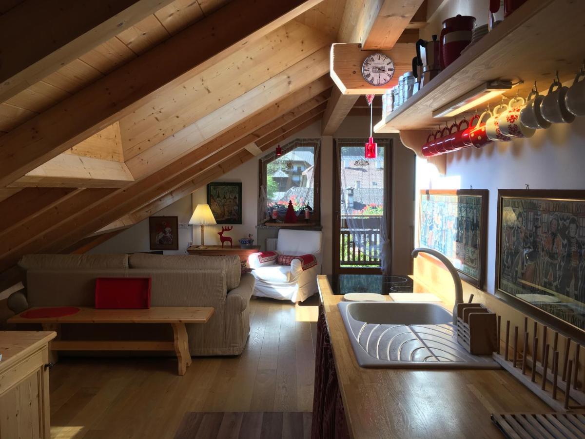 Mansarda Dolomiti Apartment Rasun di Sopra Exterior photo