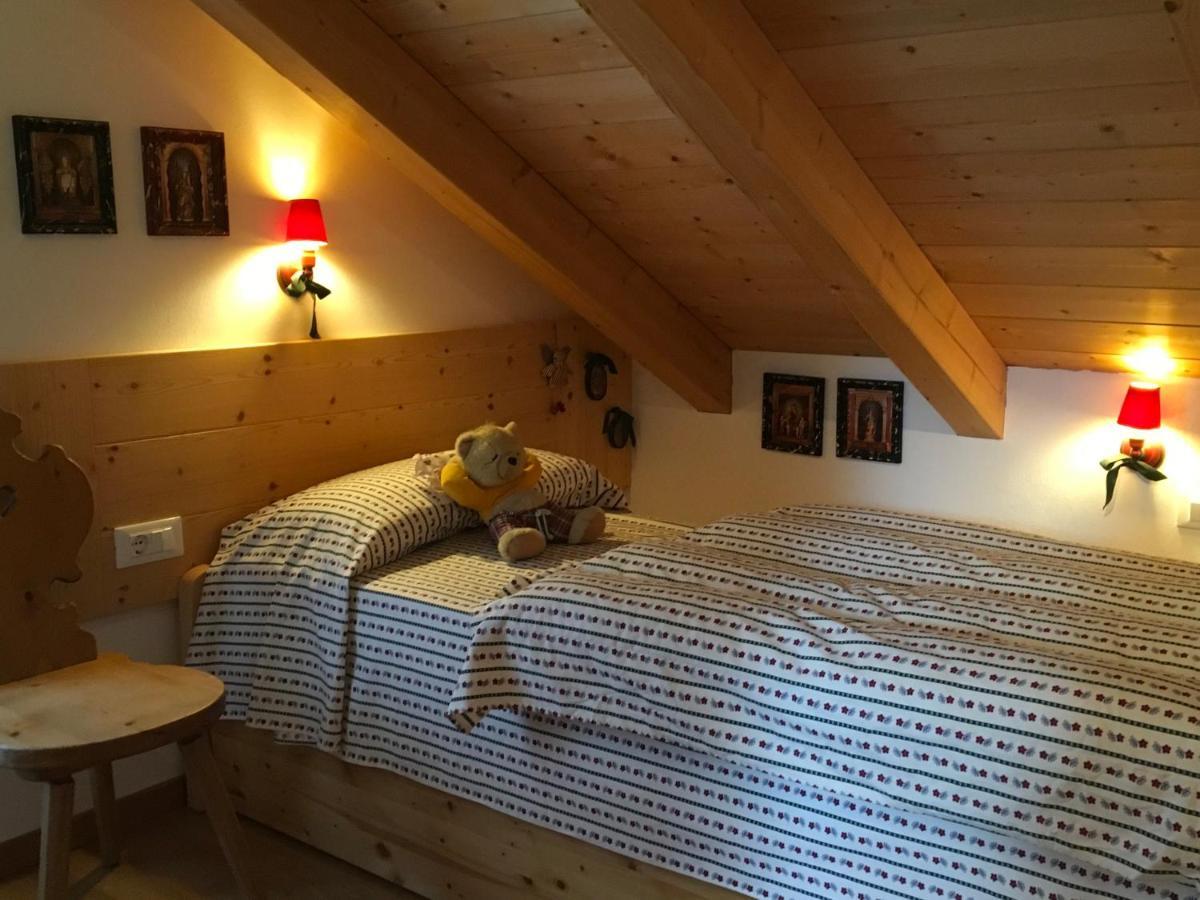 Mansarda Dolomiti Apartment Rasun di Sopra Exterior photo
