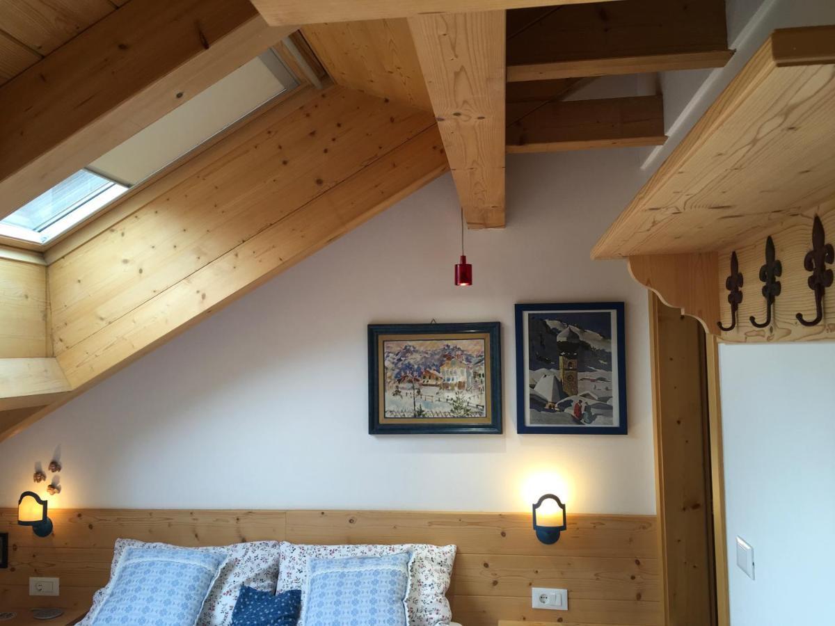 Mansarda Dolomiti Apartment Rasun di Sopra Exterior photo